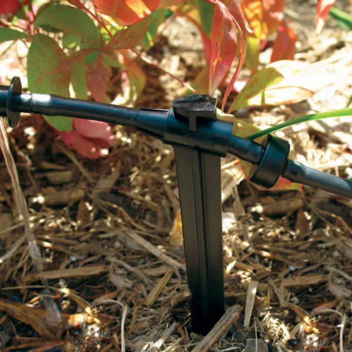 Rain Bird XB10 Irrigation Dripper - 1 GPH (Xeri-Bug Emitter - Barb Inlet, Black)