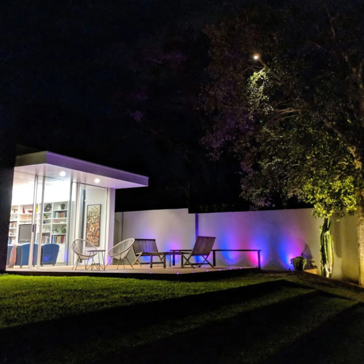 Holman  Garden Light Controller RGB Colour Bluetooth®